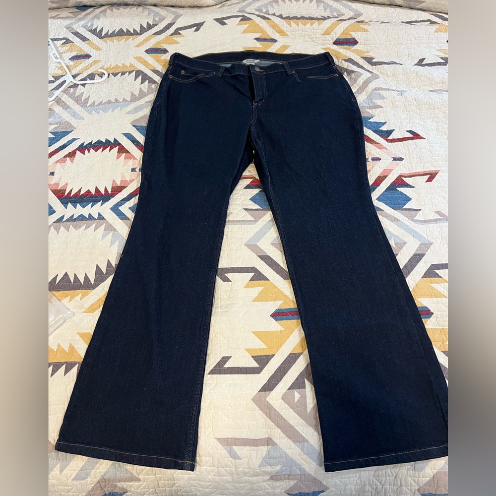 Duluth trading boot cut dark jeans 18w